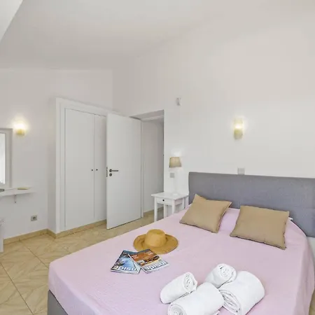 Villa Amendoeira By Albufeira