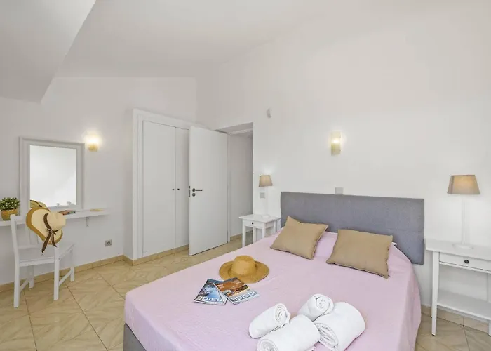 别墅 Amendoeira By 阿尔布费拉