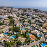 Villa Amendoeira By